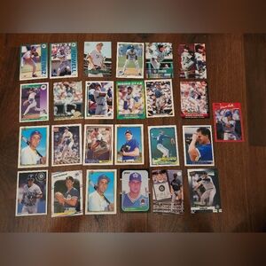 25 Vintage Seattle Mariners Baseball Trading Card Collection